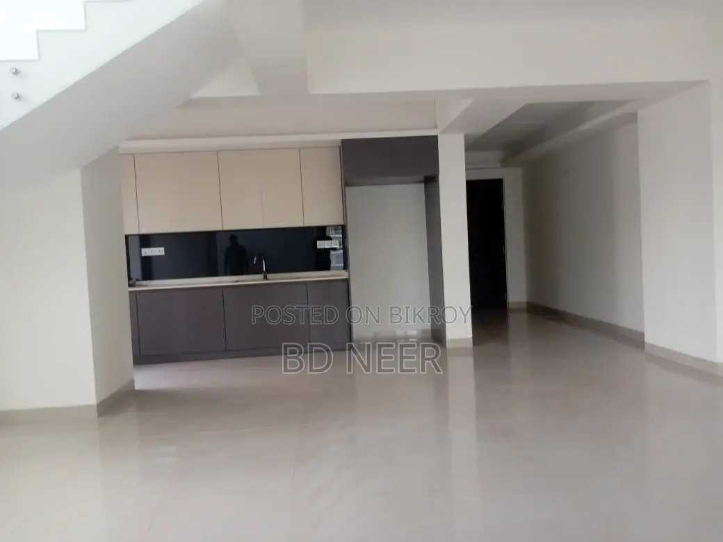 New Duplex 5 Bedroom Gym Swimming Flat Rent in Gulshan-1