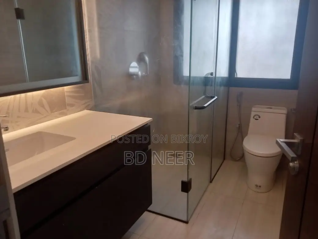 New Duplex 5 Bedroom Gym Swimming Flat Rent in Gulshan-1
