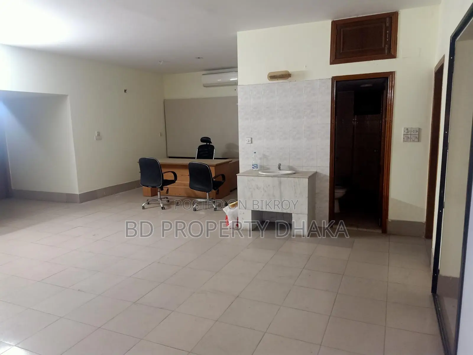 2550 Sqft Nice Office space rent in Banani