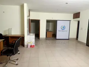 2550 Sqft Nice Office space rent in Banani