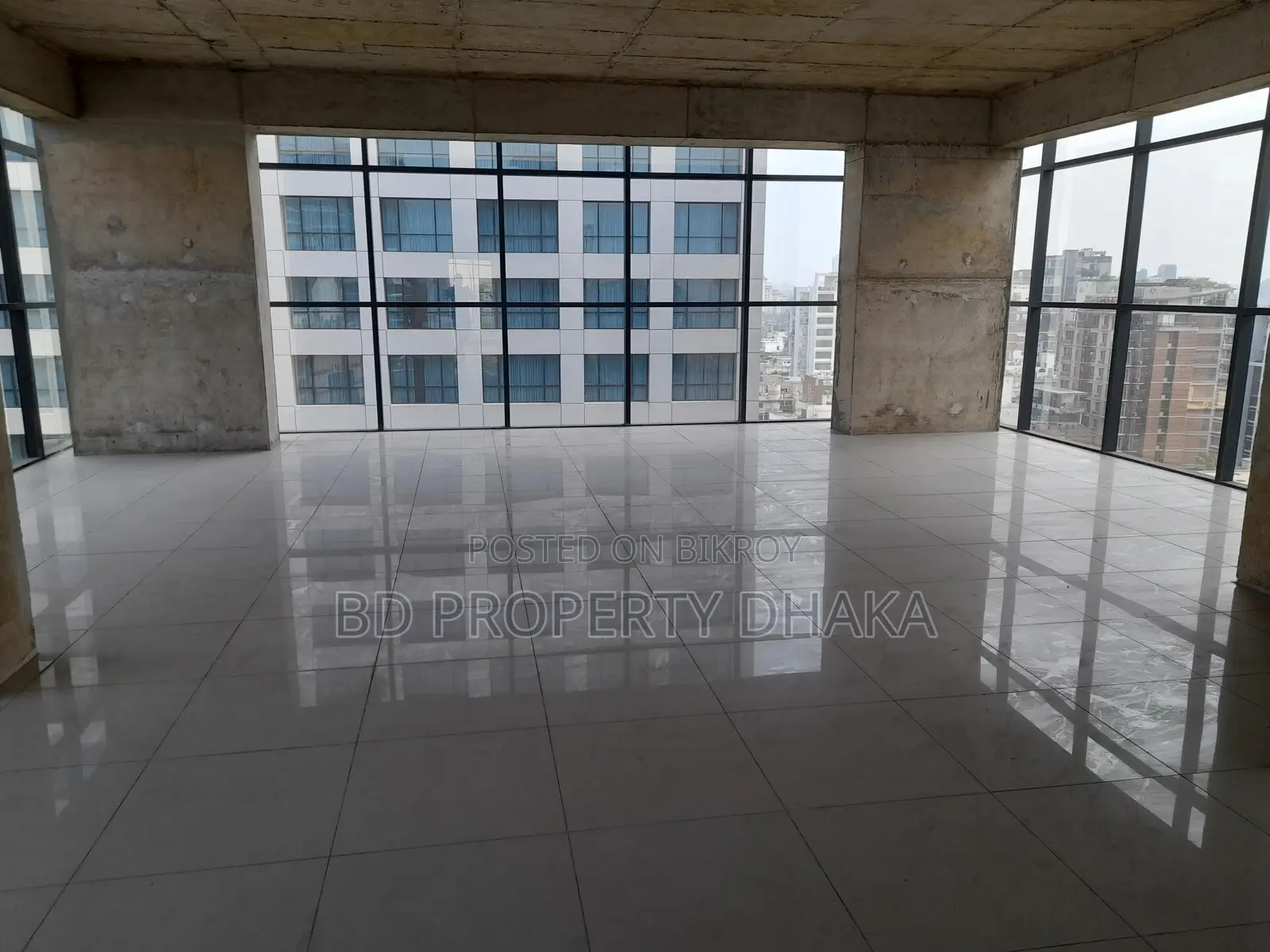 3045 Sqft Open Commercial Space Rent in Banani