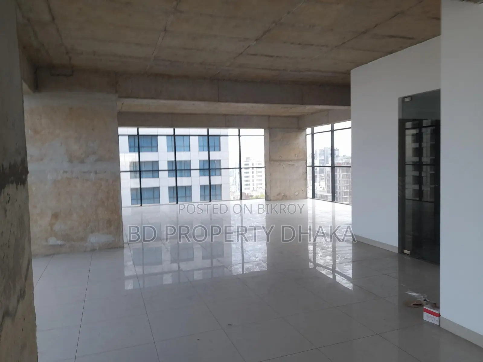 3045 Sqft Open Commercial Space Rent in Banani
