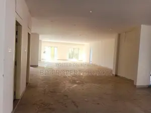 গুলশানে ৫৫০০ বর্গফুটের অফিস স্পেস ভাড়া