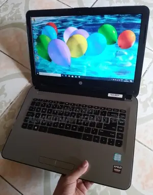 HP Core i5 6th Gen Laptop, 8GB RAM, 500GB HDD.