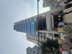 বাড্ডায় মিলেনিয়াম স্কয়ারে 1570sft অফিস স্পেস