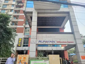 বাড্ডায় মিলেনিয়াম স্কয়ারে 1570sft অফিস স্পেস