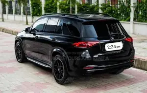 Mercedes for rent