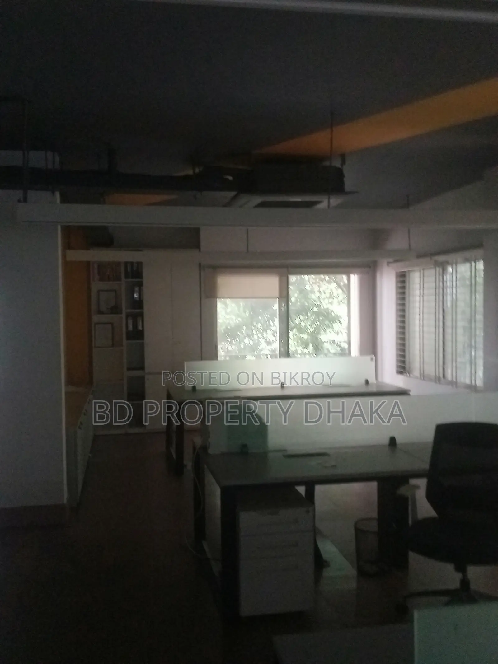 ৩৬০০ বর্গফুটের আবাসিক/অফিস স্পেস ভাড়ার জন্য