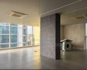 3300 Sqft Modern Commercial Space for Rent in Banani