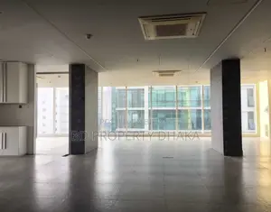 3300 Sqft Modern Commercial Space for Rent in Banani
