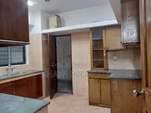 3300-Sqft Semi Furnished 4 Bedrooms Apartment Rent in Baridhara