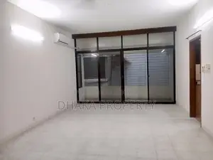 3300-Sqft Semi Furnished 4 Bedrooms Apartment Rent in Baridhara