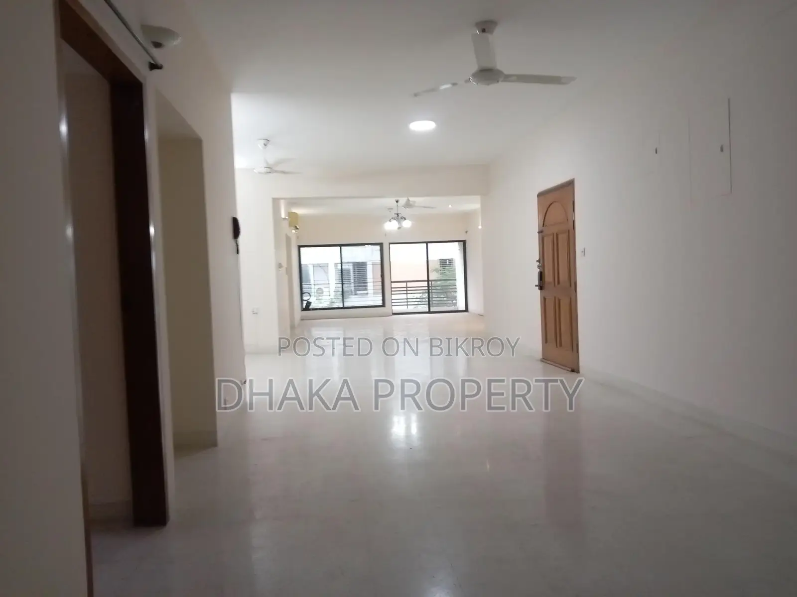 3300-Sqft Semi Furnished 4 Bedrooms Apartment Rent in Baridhara