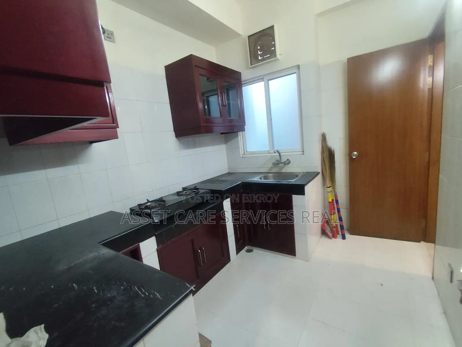 7500-Sqft Furnished 5-Bedroom Luxurious Sunlight Apartment for Rent in Baridhara