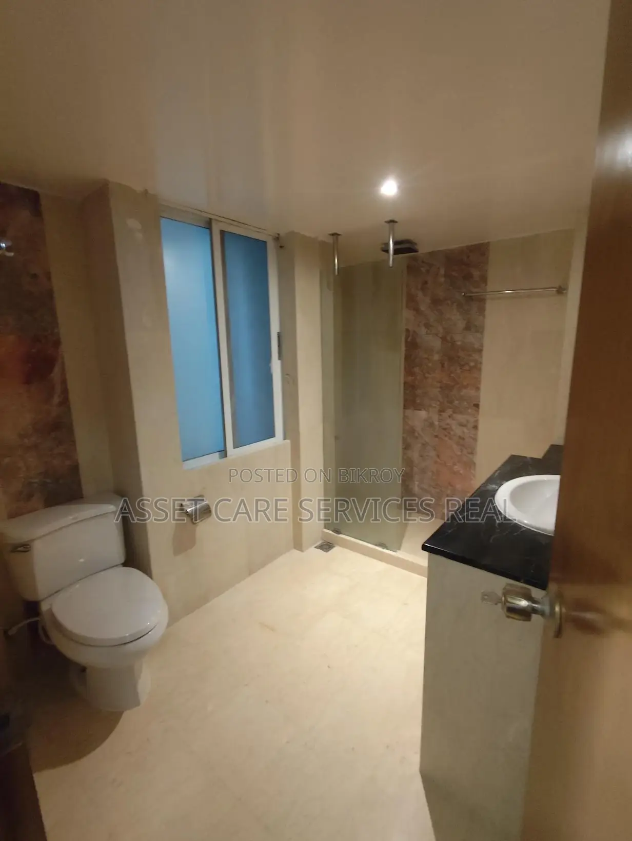 7500-Sqft Furnished 5-Bedroom Luxurious Sunlight Apartment for Rent in Baridhara