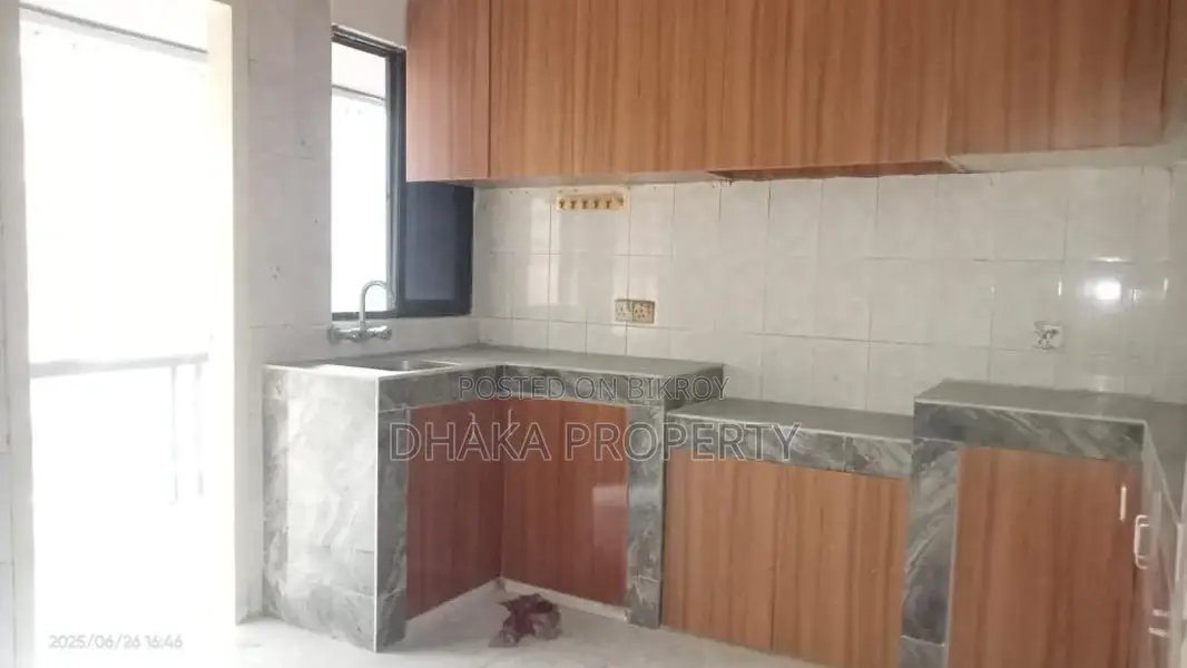 গুলশান-২ এ ৪ বেডরুমের আন-ফার্নিশড অ্যাপার্টমেন্ট ভাড়া