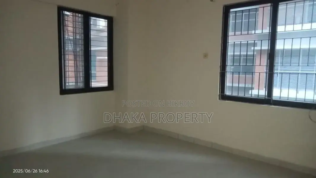গুলশান-২ এ ৪ বেডরুমের আন-ফার্নিশড অ্যাপার্টমেন্ট ভাড়া