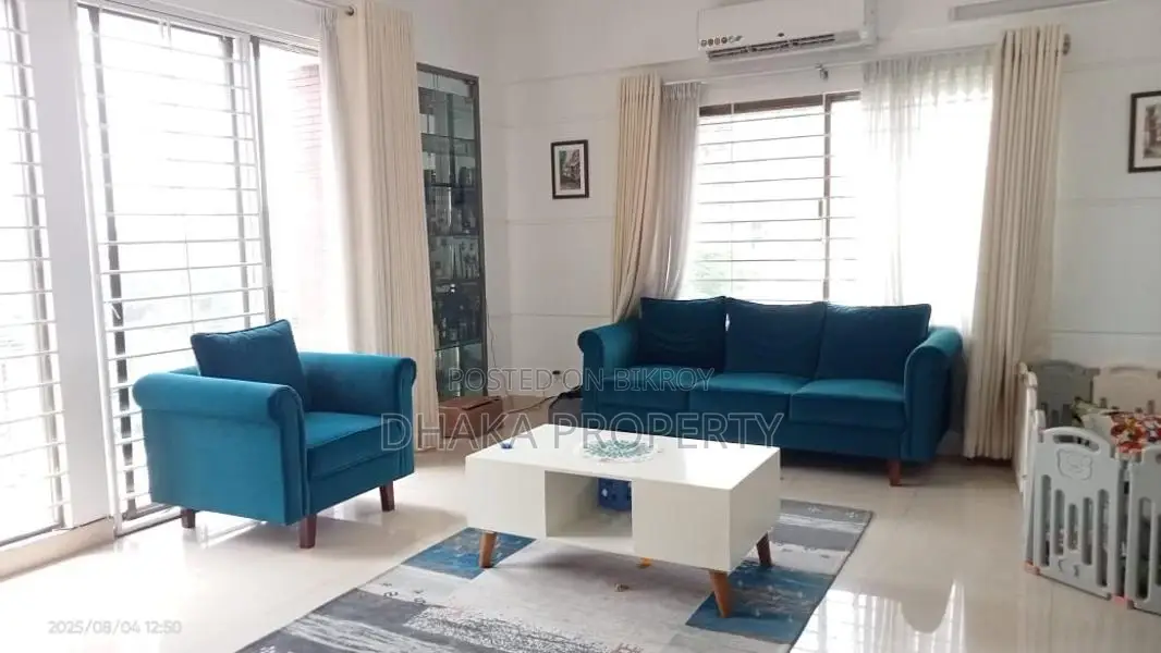 4Bed_Luxury Furnish Apartment Rent At Gulshan (3000sqFt.)