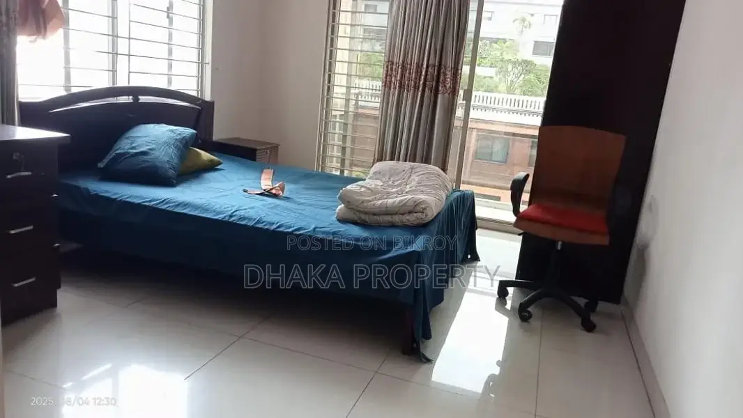 4Bed_Luxury Furnish Apartment Rent At Gulshan (3000sqFt.)