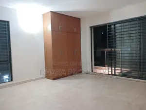 ৪৮০০ বর্গফুট, ৪ বেডরুমের বিলাসবহুল সিঙ্গেল ইউনিট ফ্ল্যাট ভাড়া, গুলশান এলাকা