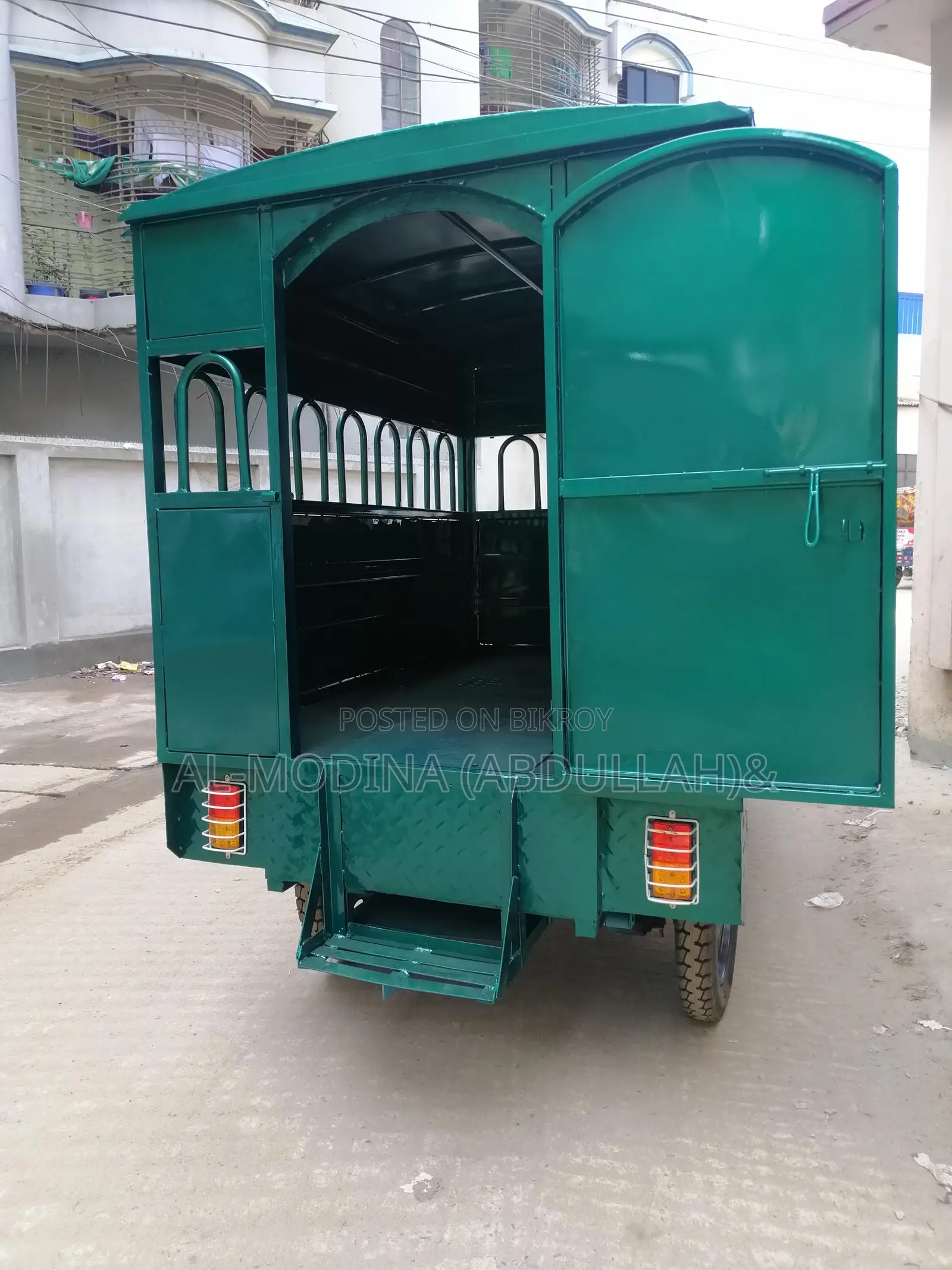 মডেল - 1301_ স্কুল ভ্যান_ডাটাই মটর