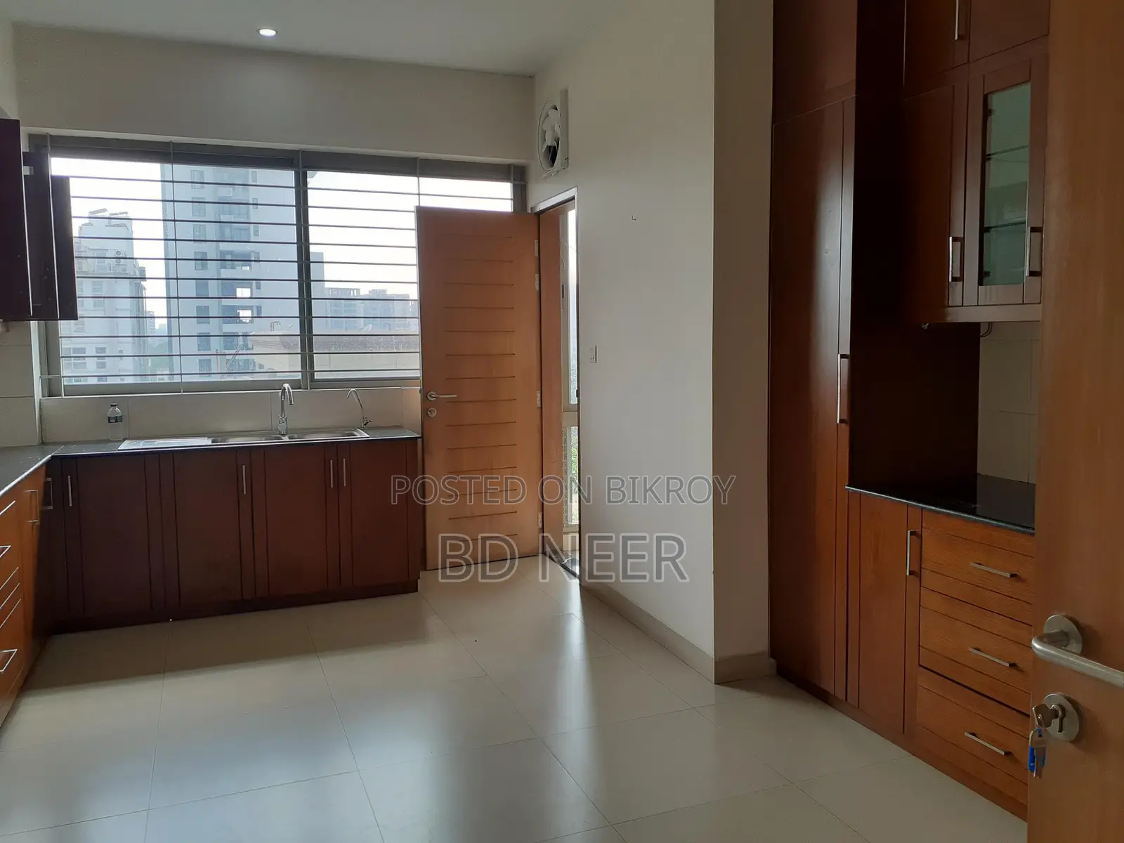 Luxurious 4-Bedroom Apt. Rent in Gulshan-2 North