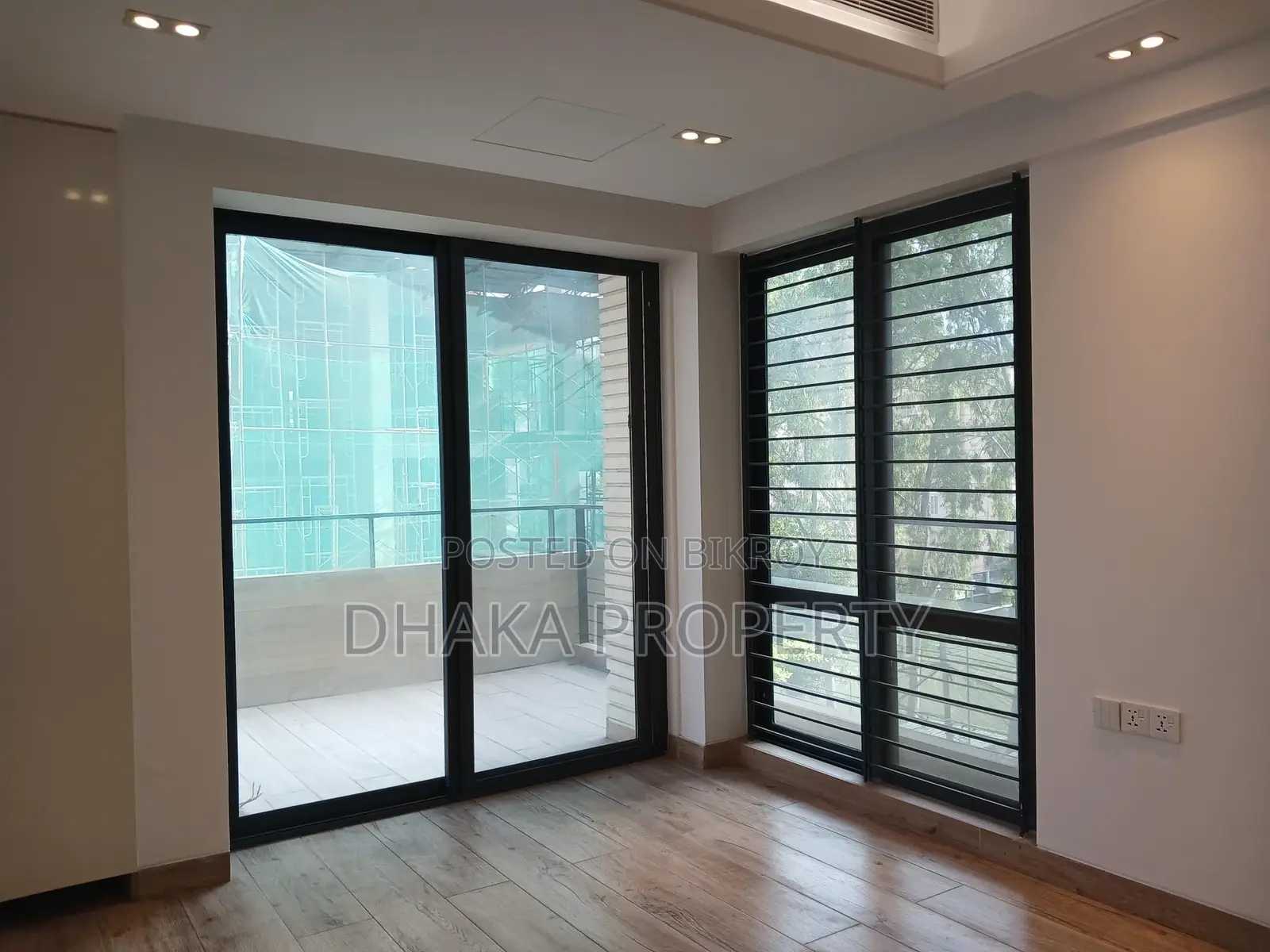 4000sqFt.Gym Swimming Pool Luxurious Semi Furnish Flat Rent at Baridhara