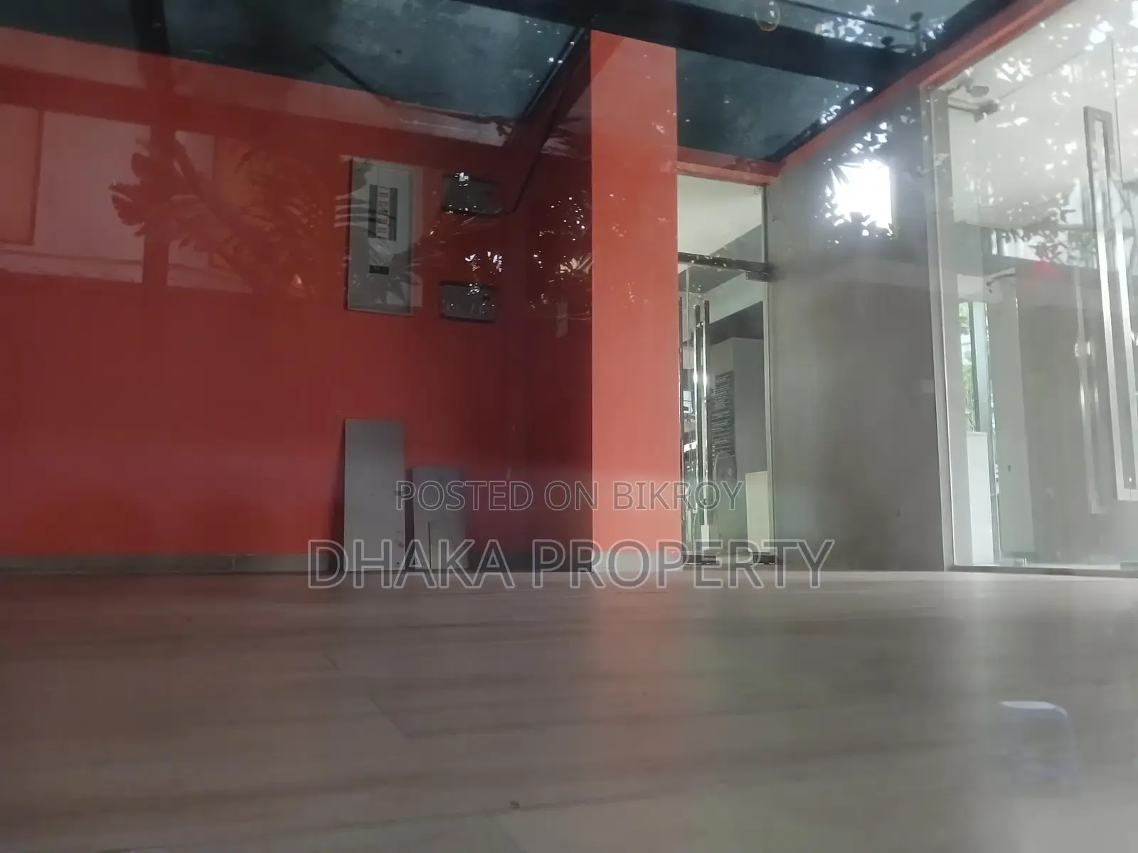 1100sqFt.Ground Floor Rent For Restaurant /Shops Gulshan Avenue