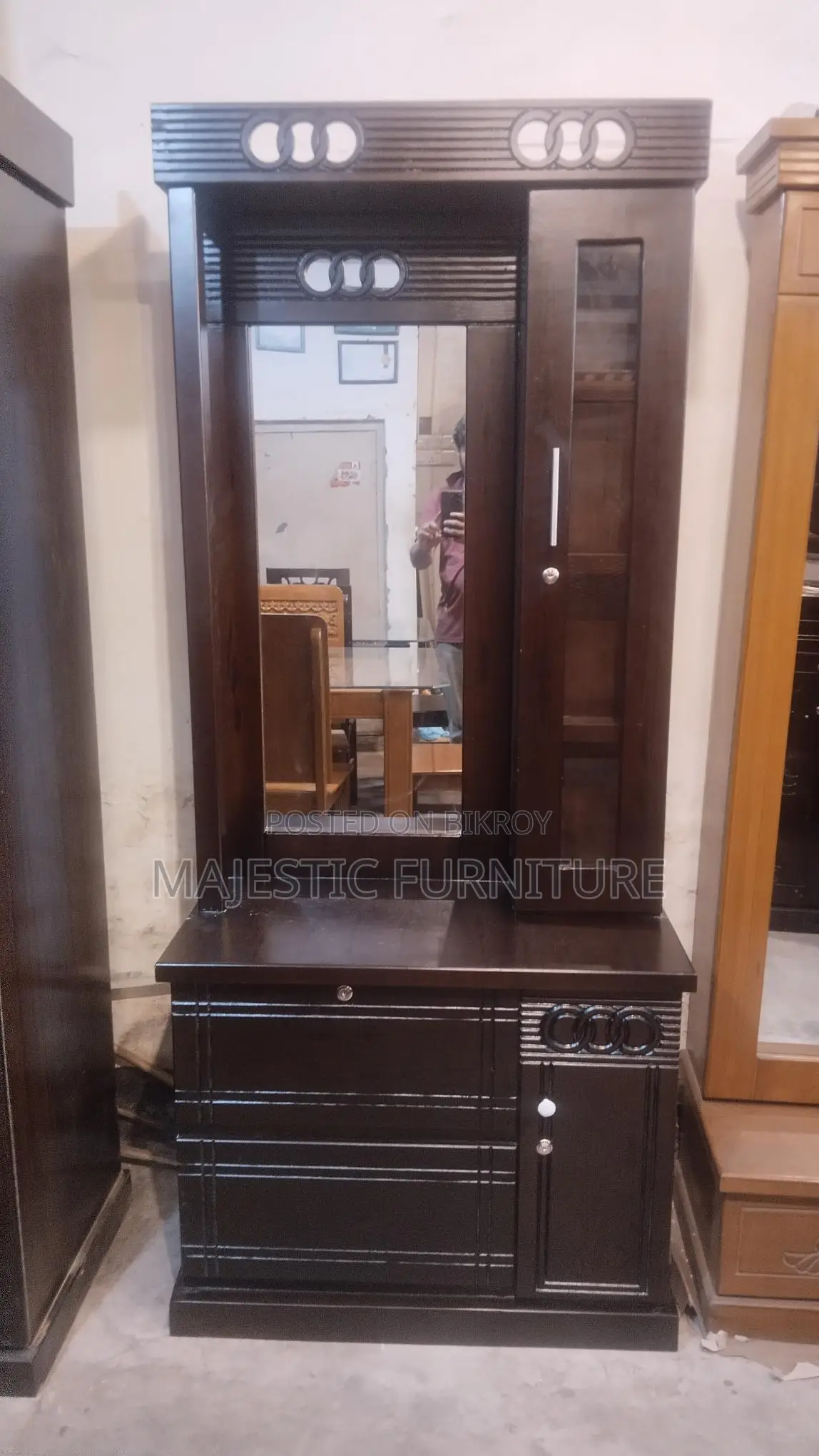 3-Foot Dressing Table, Model #412