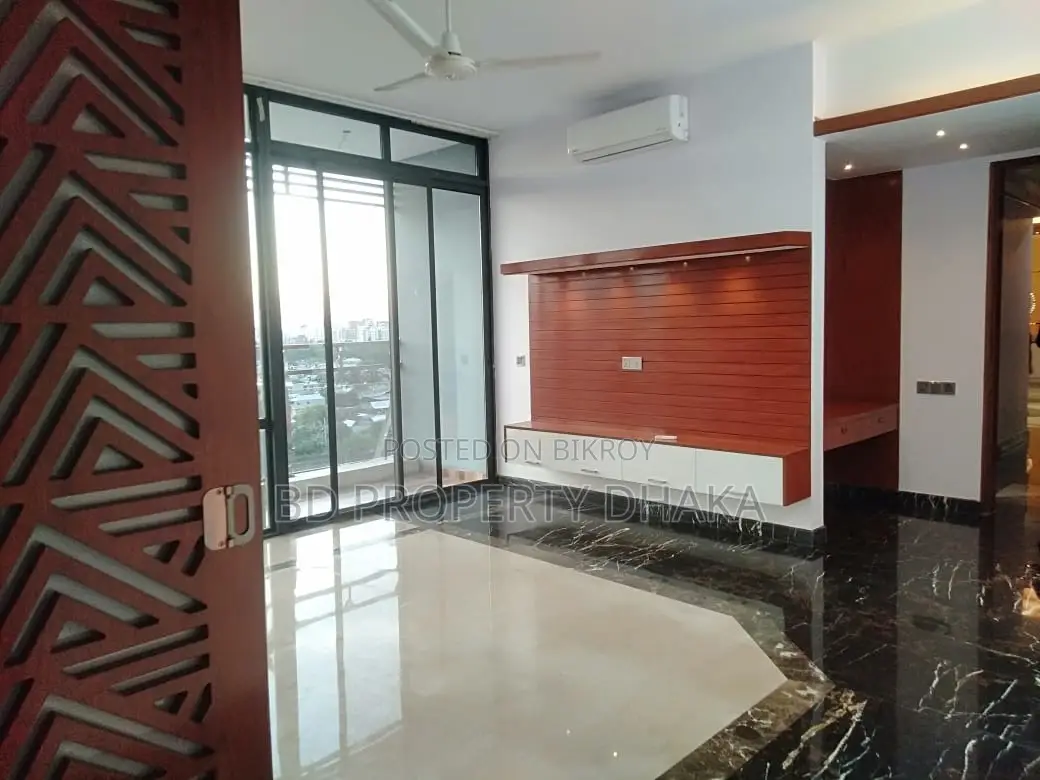 3800 Sqft 4Bed Gym/Pool Nice Apt Rent in Gulshan