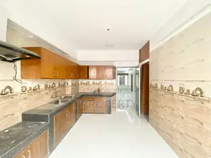 4bdrm Apartment in Basundhara for Rent
