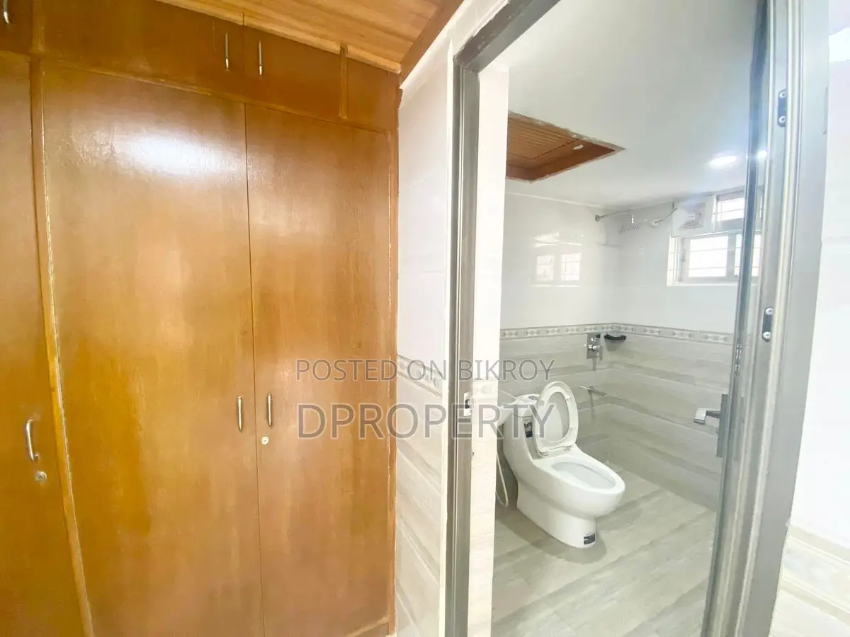 4bdrm Apartment in Basundhara for Rent