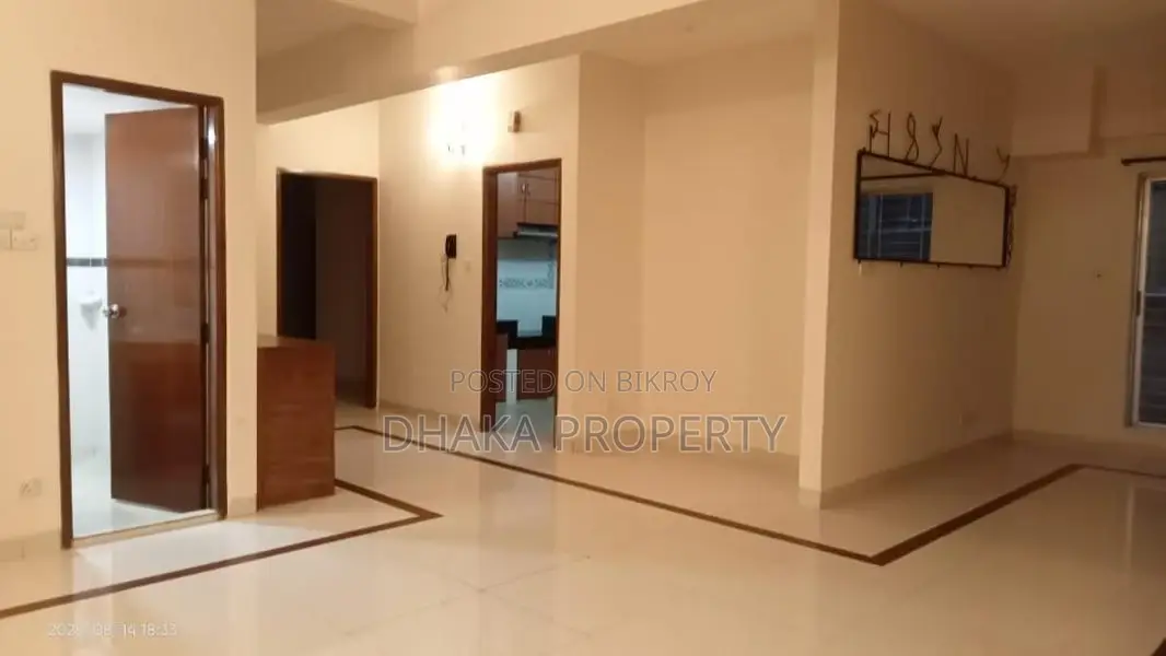 ২২৭৫ বর্গফুট গুলশান এলাকায় ৩ বেড ফ্ল্যাট ভাড়া