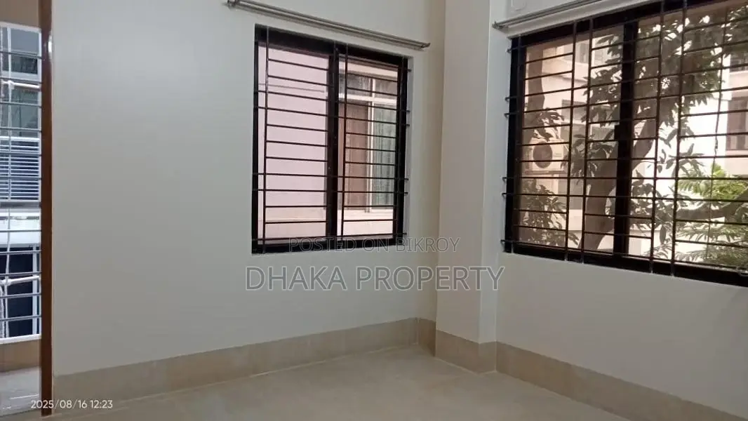 ২২৭৫ বর্গফুট গুলশান এলাকায় ৩ বেড ফ্ল্যাট ভাড়া