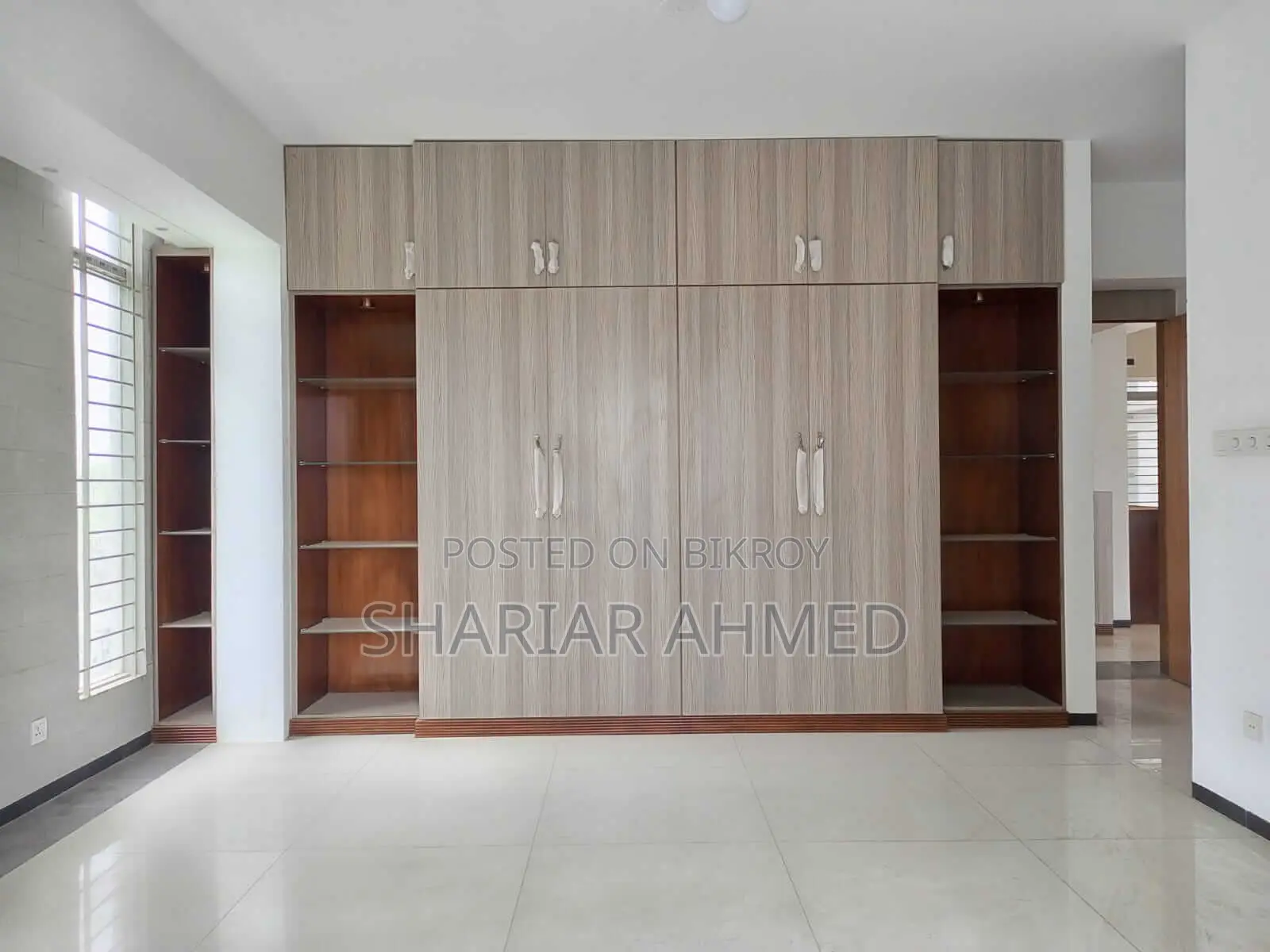 3500 Sqft Semi Furnished Well Decorated Flat Rent In Gulshan 2