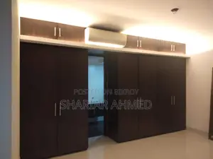 গুলশান ২-এ ৩৫৫০ বর্গফুটের সেমি-ফার্নিশড অ্যাপার্টমেন্ট ভাড়া