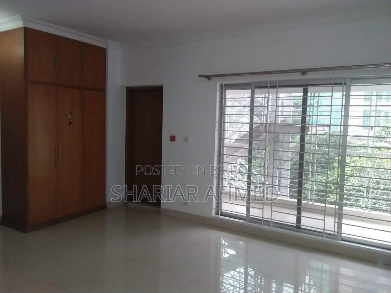 Unfurnished 3800 SqFt 4Bed 2 Parking Apartment Rent In Gulshan