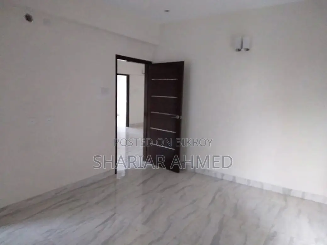 Take This 2400 SqFt Residential Flat Is For Rent At Gulshan