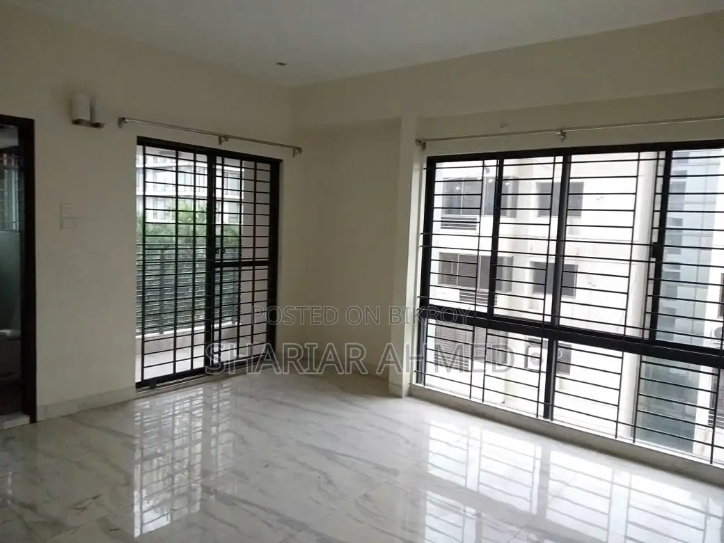 Take This 2400 SqFt Residential Flat Is For Rent At Gulshan