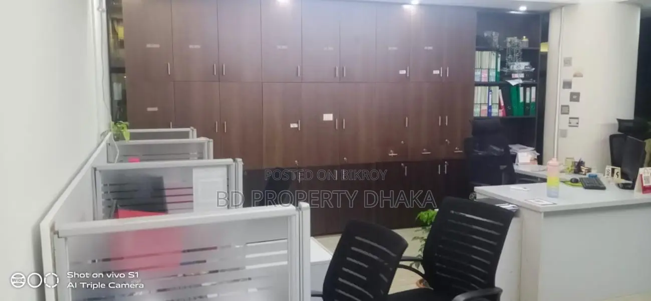 ৭৭০০ স্কয়ার ফিট সেমি ফার্নিশড ওপেন কমার্শিয়াল স্পেস রেন্ট ইন বনানী