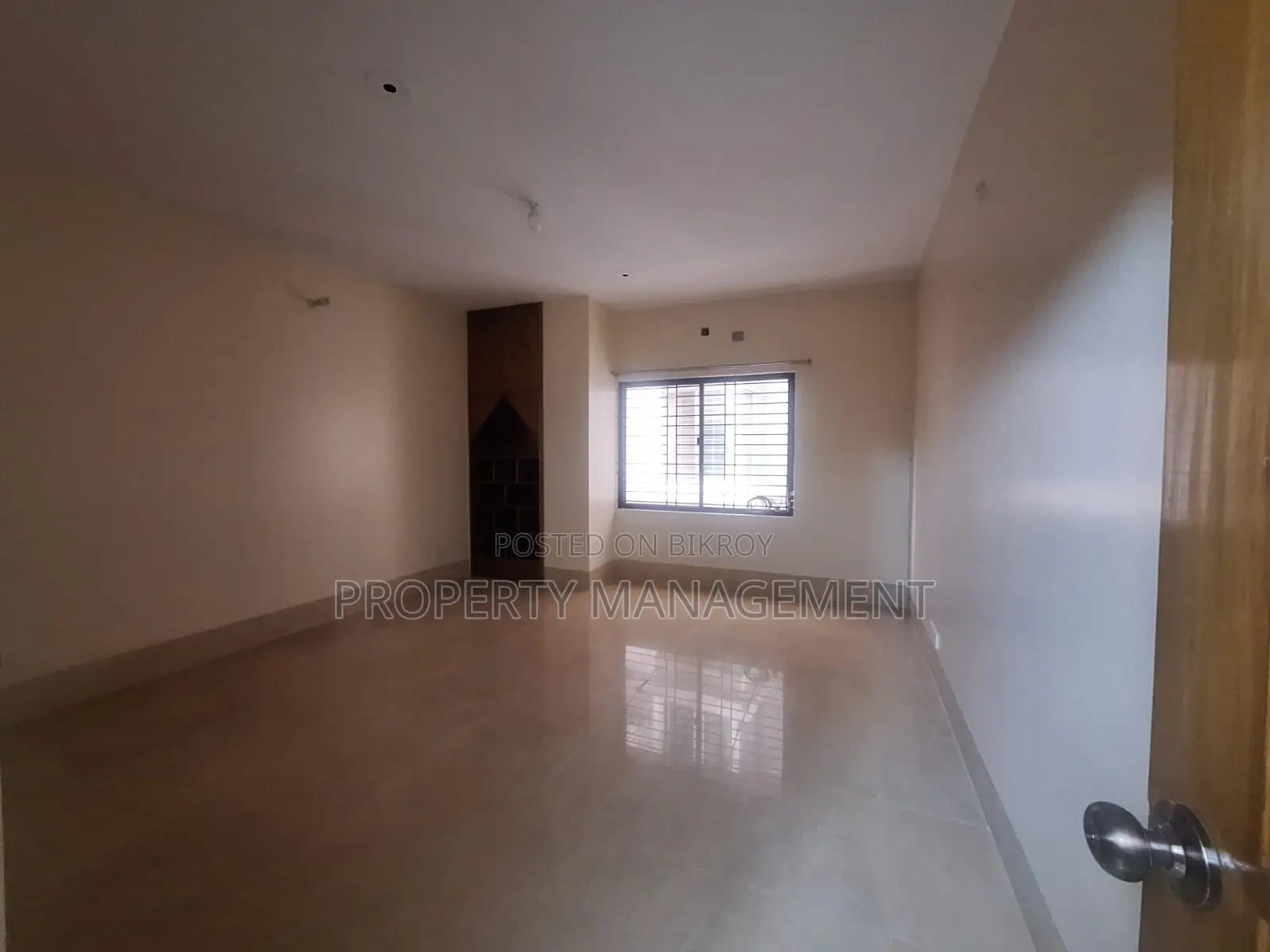 2500Sqft Office Space Rent Gulshan2 Nice View