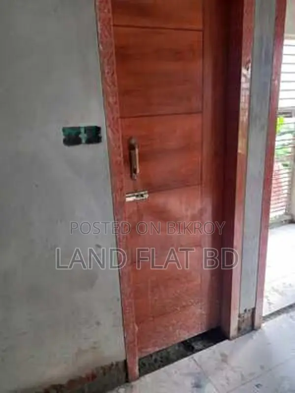 READY FLAT FOR SALE @ 1250 SFT NORTH FACING.