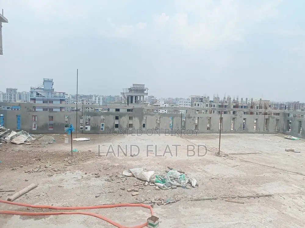 READY FLAT FOR SALE @ 1250 SFT NORTH FACING.