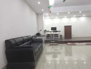 বনানীতে ৭৮০০ বর্গফুটের সেমি-ফার্নিশড ওপেন কমার্শিয়াল স্পেস ভাড়া হবে