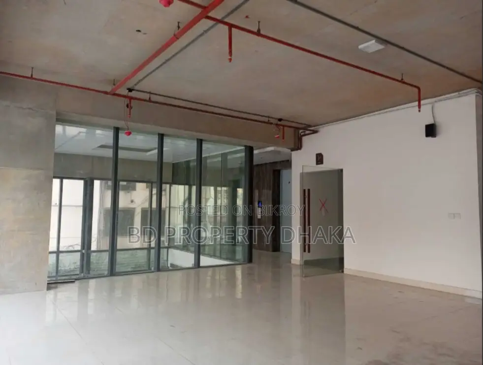 4500sft luxurious commercial open space for rent