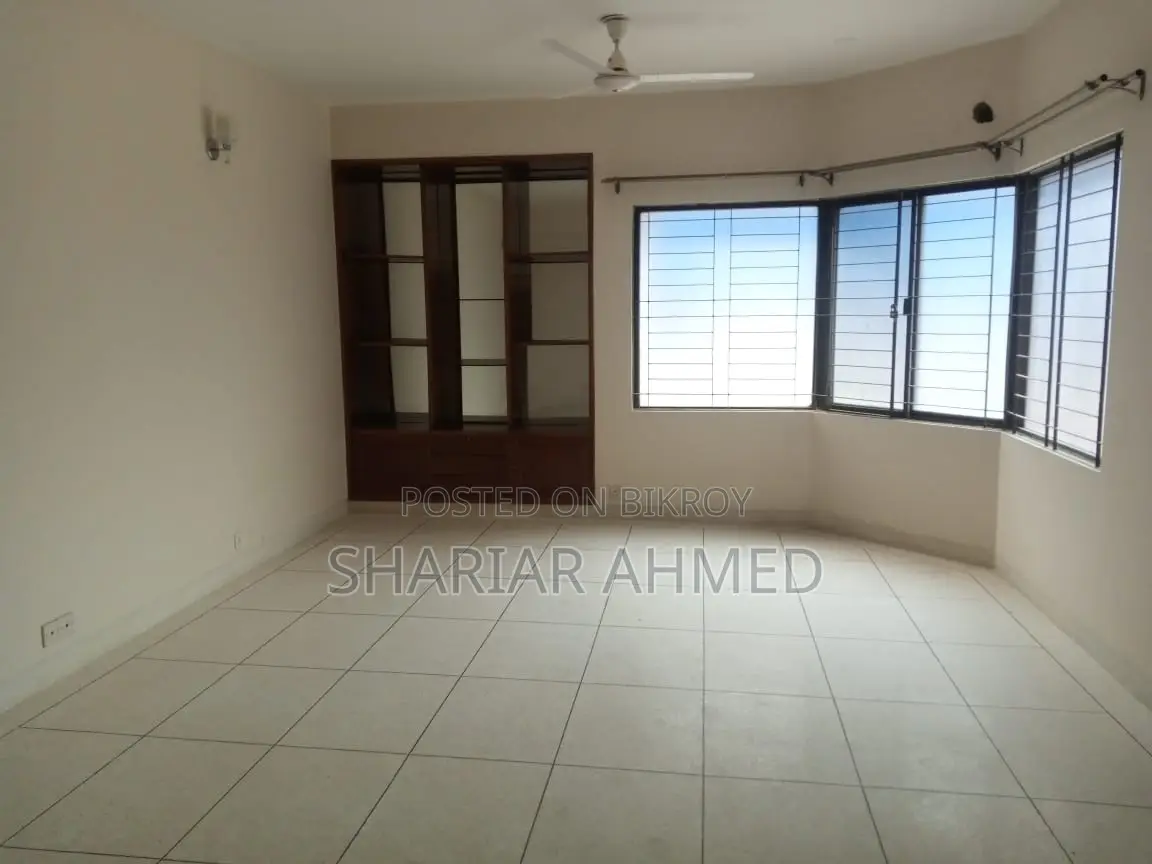 4Bed-2800 SqFt Apt: Available For Rent @ GULSHAN