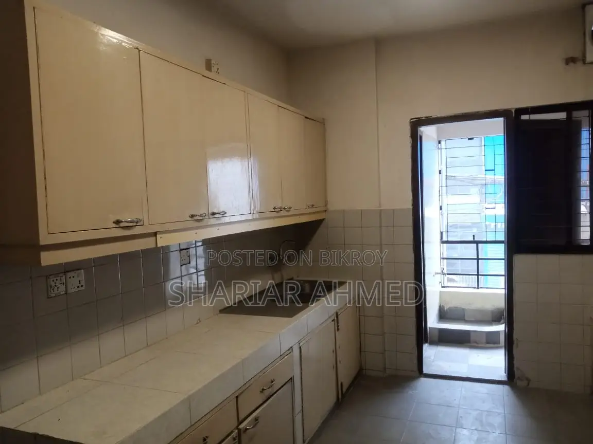 4Bed-2800 SqFt Apt: Available For Rent @ GULSHAN