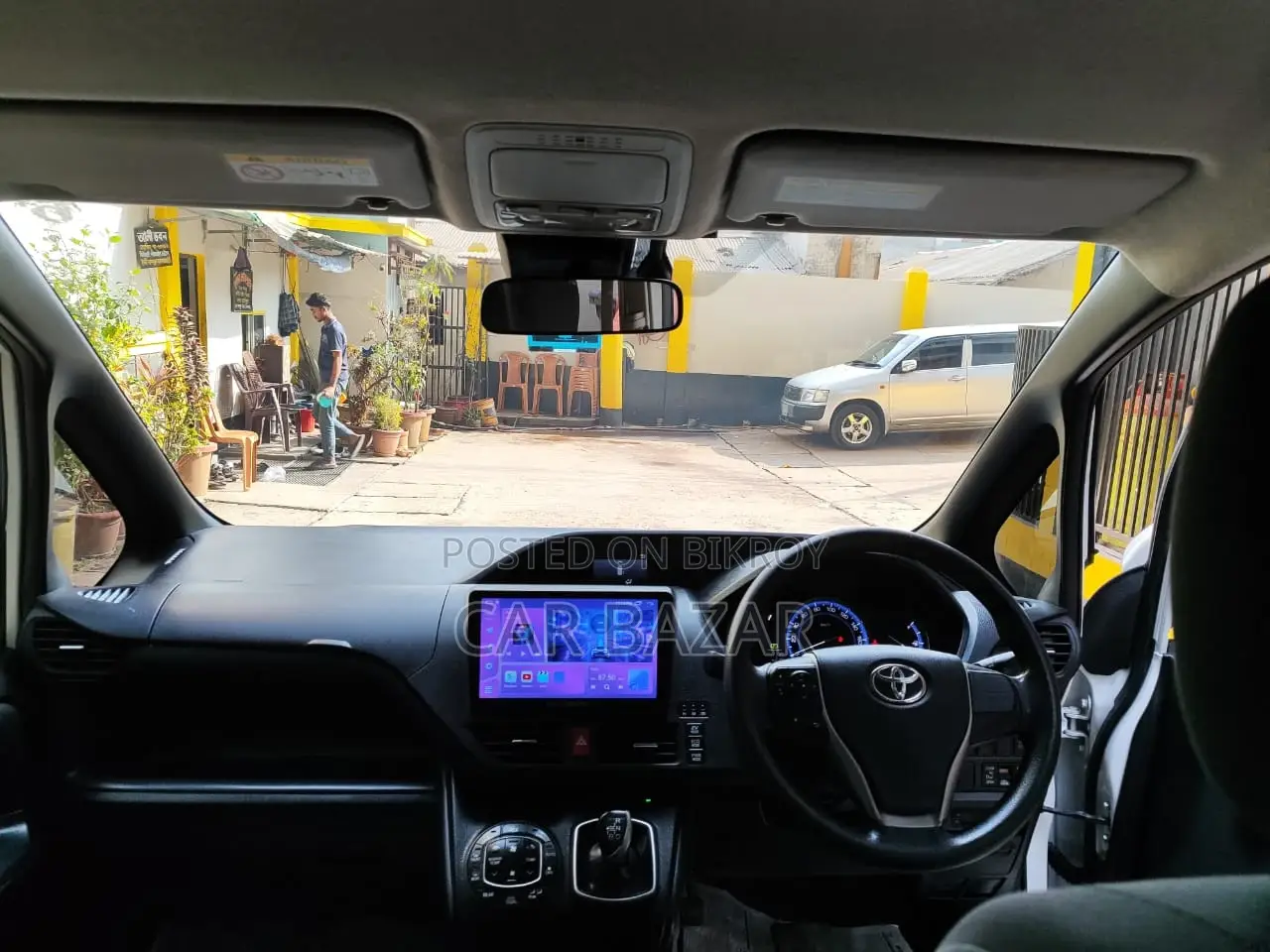 Toyota Noah VOXY G PUSH HYBRID 2016