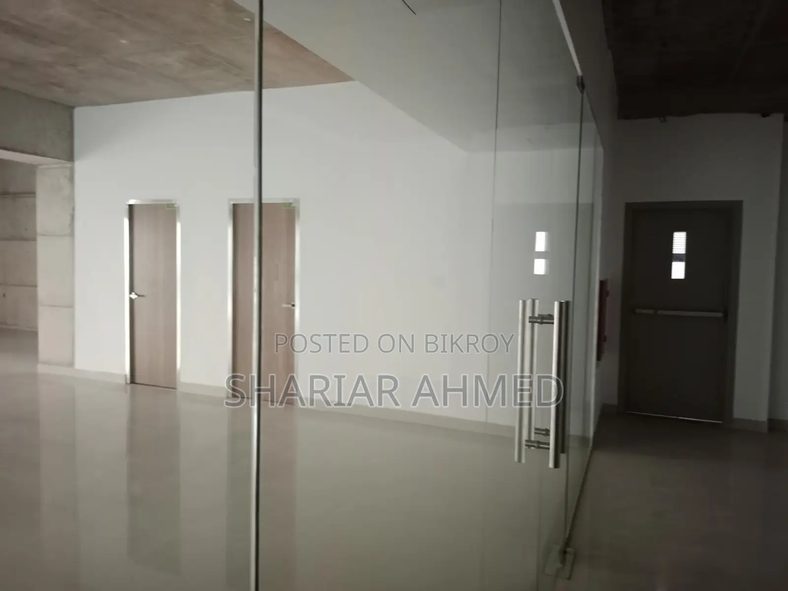 Brand New (8000 SqFt) Commercial Floor Available For Rent Gulshan Avenue