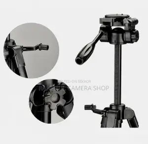 Camera Tripod Stand (DIGIPOD TR472)